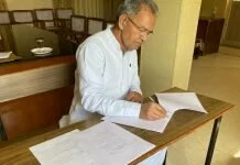Jannayak Janta Party MLA Ishwar Singh Takes Masters Exam at 72